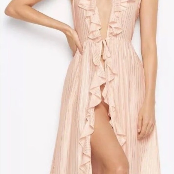 Victoria’s Secret Dream Angel Ruffle Robe - Picture 4 of 4